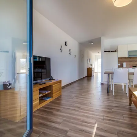 Lagovida Kapitänskajüte C Am Störmthaler